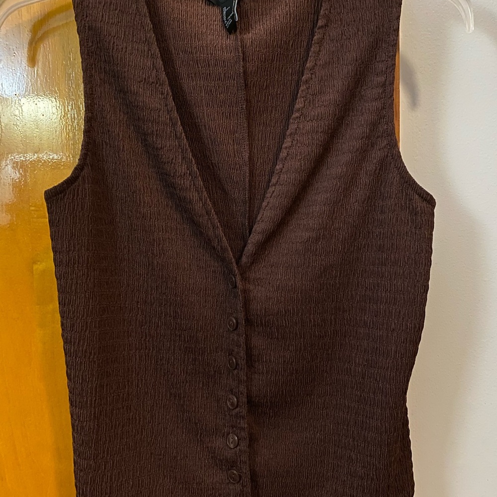 Brown Tank